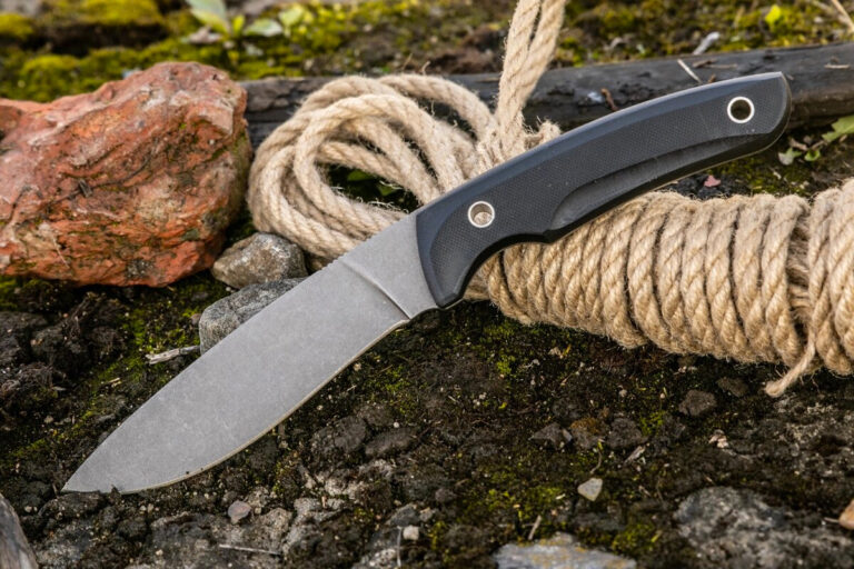 Tourist knife